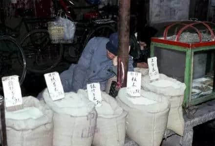 70后80后，你哋應(yīng)該點(diǎn)同00后介紹自己長(zhǎng)大嘅廣州？