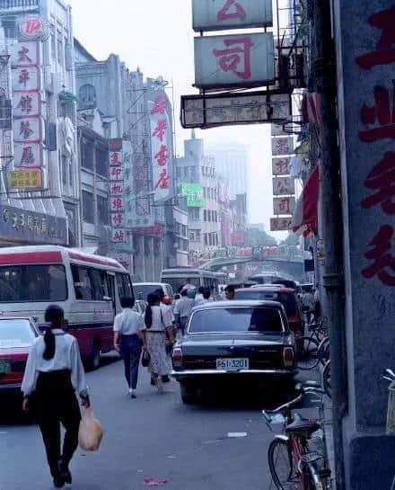 70后80后，你哋應(yīng)該點(diǎn)同00后介紹自己長(zhǎng)大嘅廣州？