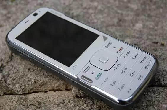 那些年廣州后生仔用過嘅爆款手機(jī)，邊部系你最愛？