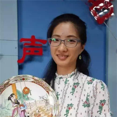 許珺茹：廣彩藝二代，女承父業(yè)系一種點樣嘅體驗？ | 粵講越過癮