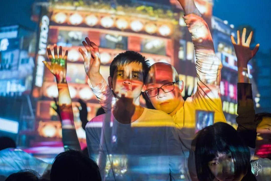 廣漂13年，他決定“逃離”盲人按摩店