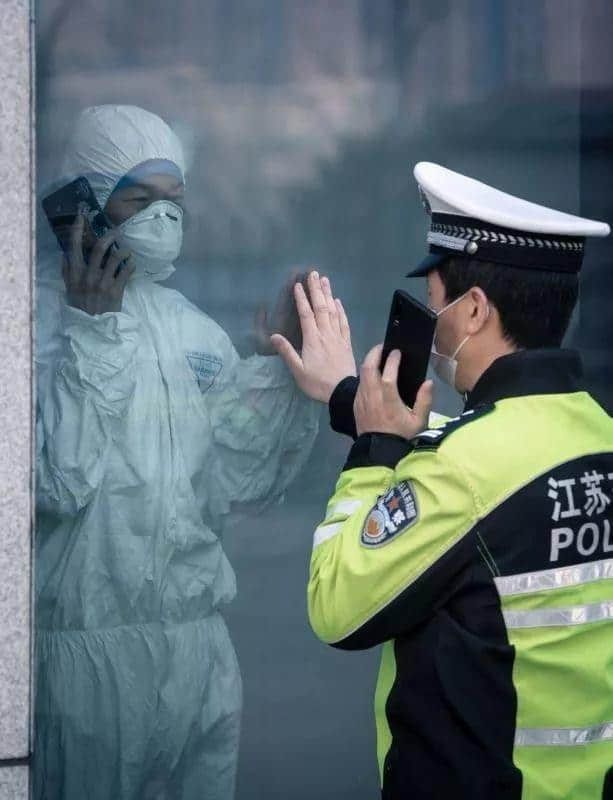 情人節(jié)的廣州街頭，沒有情人