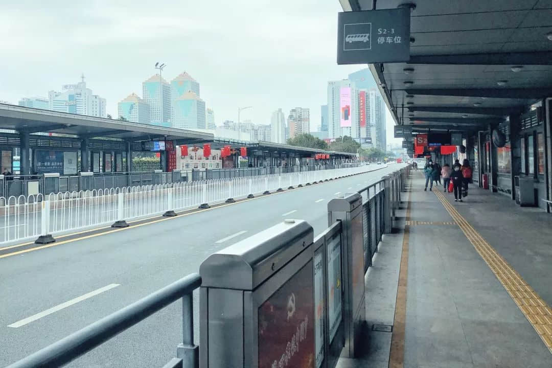復(fù)工日的廣州CBD，有點(diǎn)冷