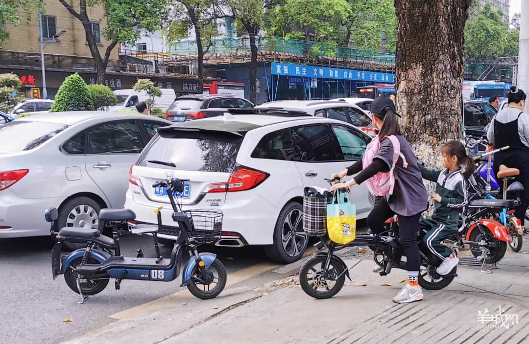 電動(dòng)單車的快樂，廣州交通的痛點(diǎn)