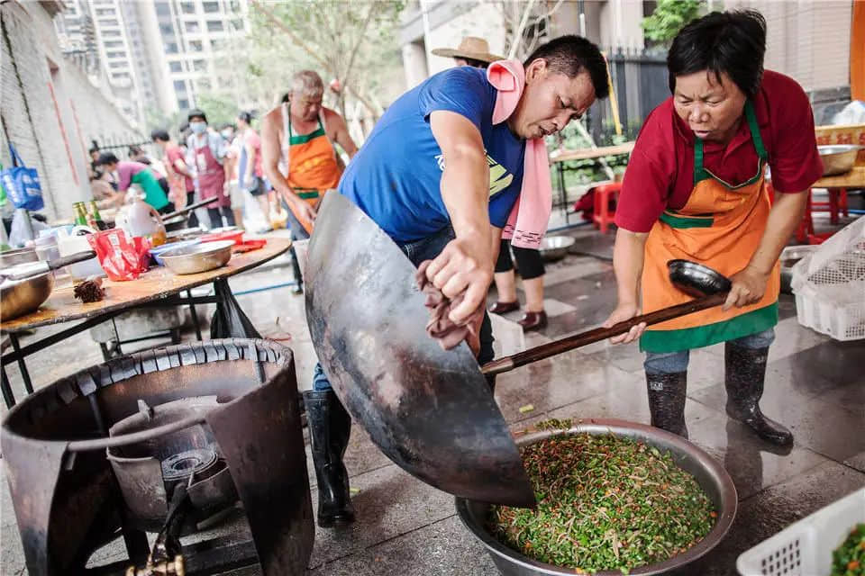 廣州疫情下，再也看不到包租公在臭涌玩漂移了