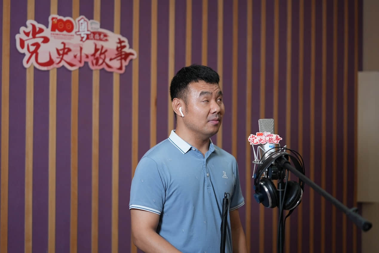 廣圖讀者委員會成員、視障人士代表阿沖廣圖讀者委員會代表阿沖為活動錄制口號