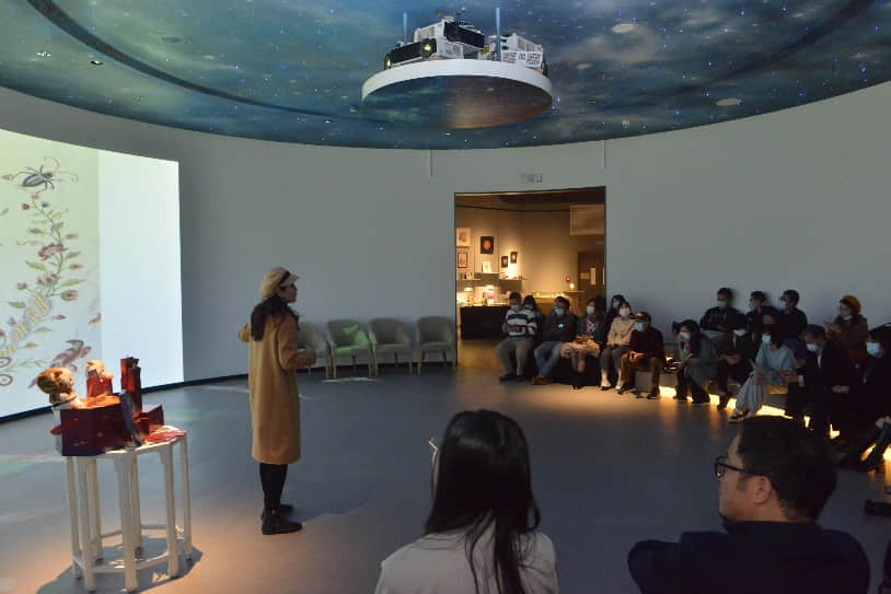 中山大學(xué)歷史學(xué)博士、研究館員、廣東省博物館陳列展示中心主任白芳博士