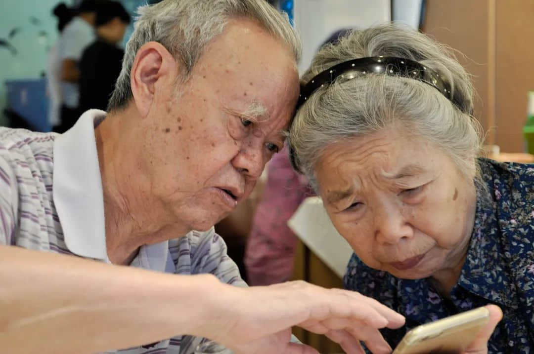 與其嘲笑上?！叭嗽O(shè)”崩塌，廣州人不如未雨綢繆