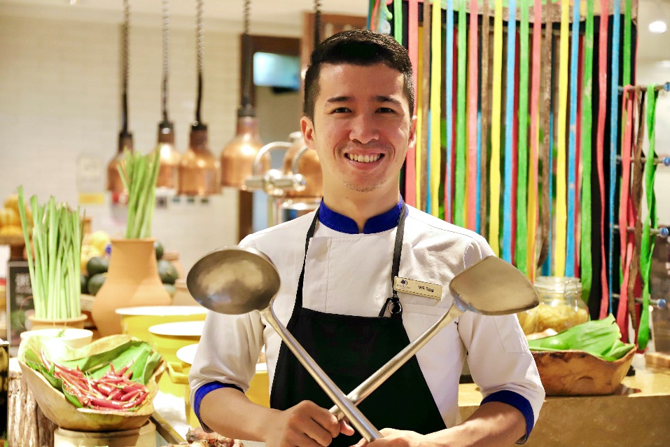 泰國(guó)普吉島班泰希爾頓逸林酒店及度假村廚師Aekkie(Egg)