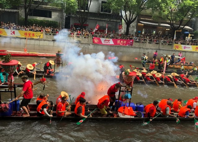 仔女不會(huì)講粵語(yǔ)，父母將被祠堂打屁屁？