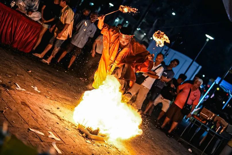 《破·地獄》破紀(jì)錄：傳統(tǒng)廣東葬儀是迷信or風(fēng)俗？