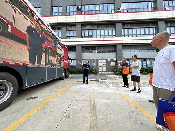 中山南朗消防宣傳車走街串巷，筑牢村（社區(qū)）消防安全“防火墻”