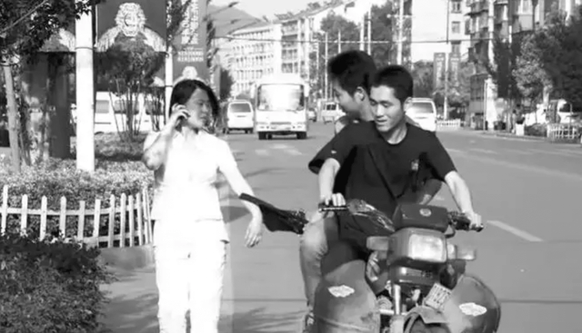 廣州解禁摩托車，能緩電雞之困嗎？