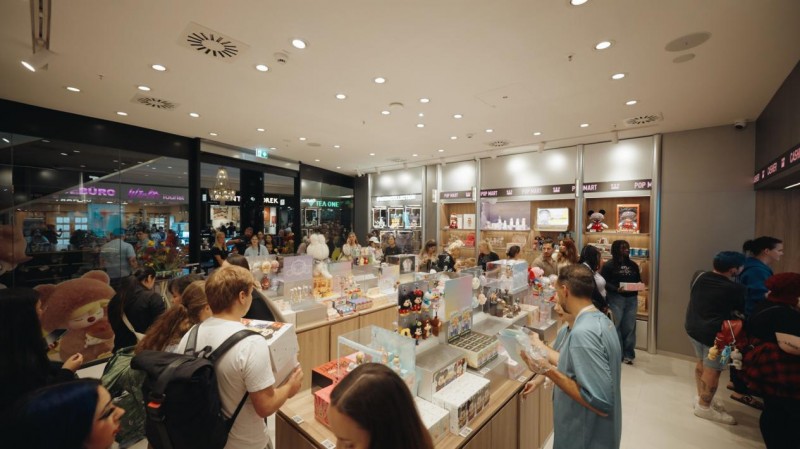泡泡瑪特德國首店引爆柏林打卡熱情，潮玩文化持續(xù)風(fēng)靡歐洲
